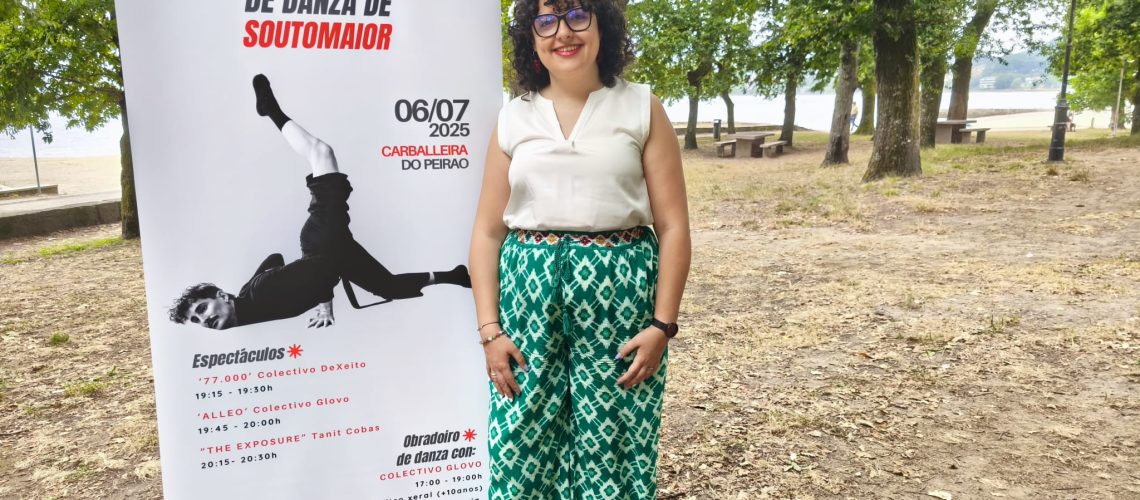 Silvia Cernadas, presentando o Rebulir na Carballeira do Peirao de Arcade (1)