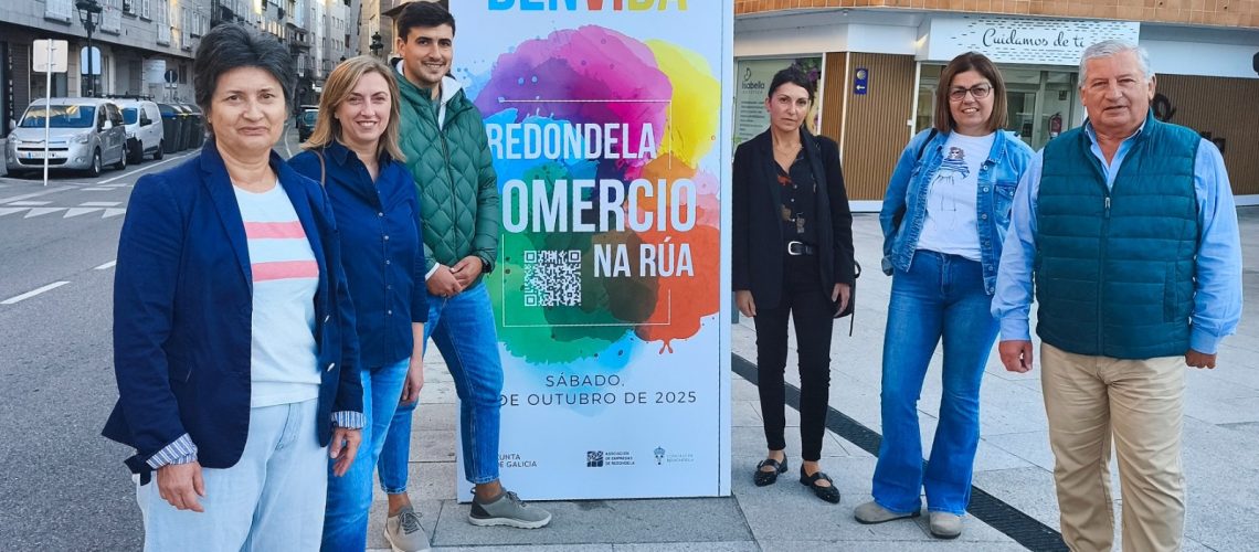 comercio na rúa con xente