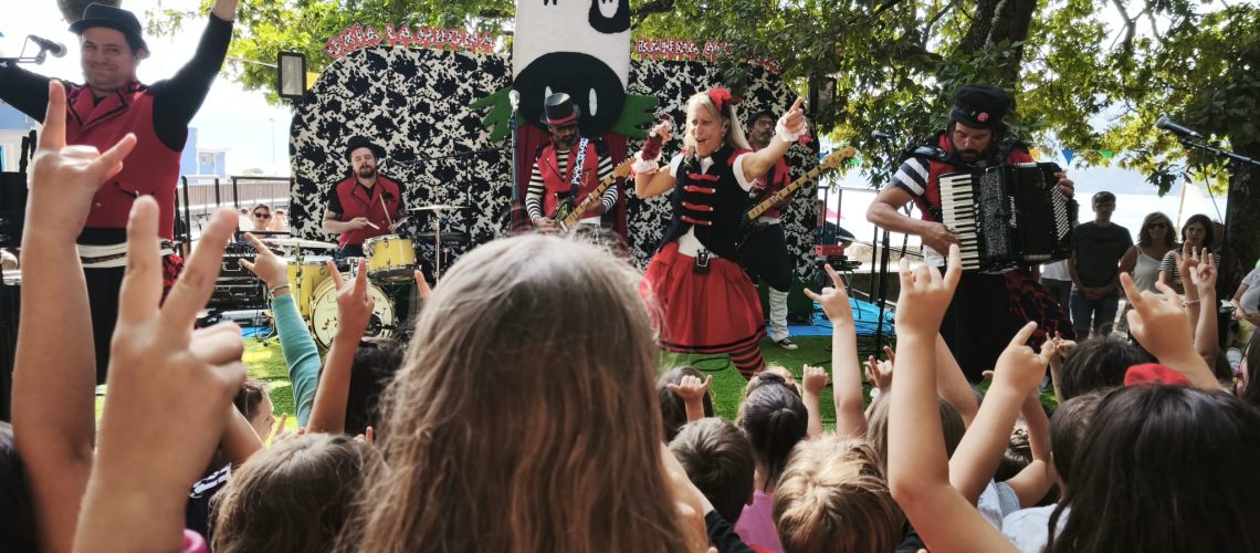 concerto uxía lambona e a banda molona 01