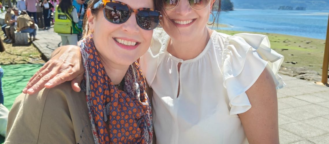 veciña que atopou a perla