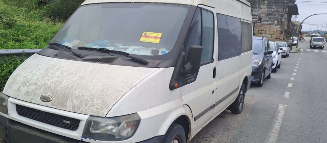 vehículo abandonado 3